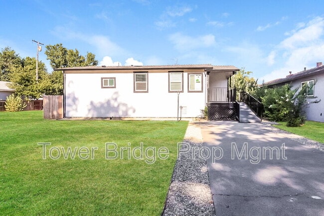 property at 3741 Jasmine St