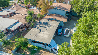 4561 E White Ave in Fresno, CA - Building Photo - Building Photo