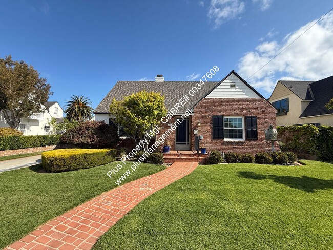 property at 411 E Camino Colegio