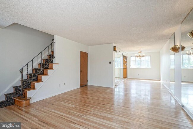 500 St Michael Dr in Philadelphia, PA - Building Photo - Building Photo