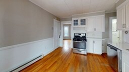 36 Dodge St, Unit 2 in Malden, MA - Building Photo - Building Photo