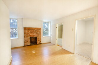 510 Mifflin Ave, Unit A2 in Pittsburgh, PA - Building Photo - Building Photo