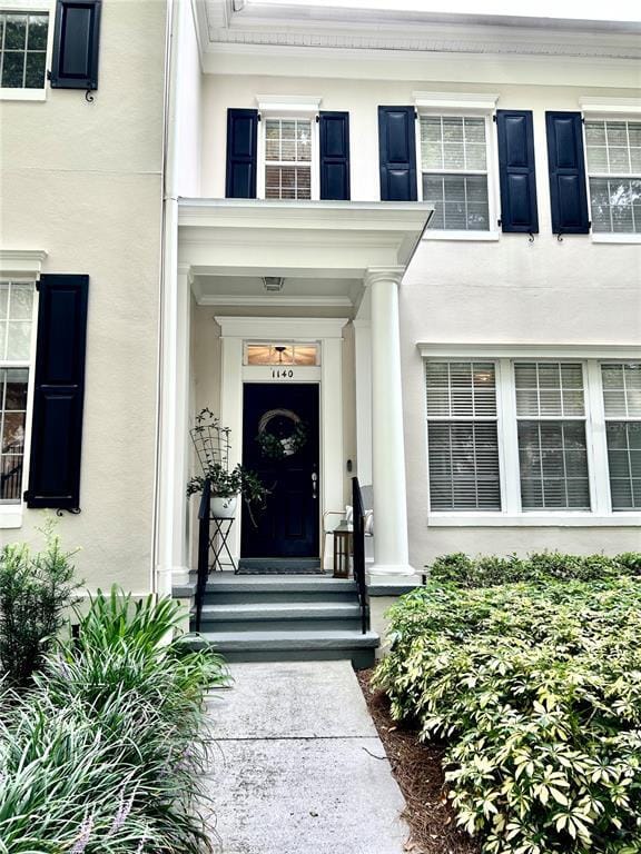 property at 1140 Lake Baldwin Ln