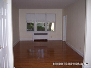 75 Kilsyth Rd, Unit 10 in Boston, MA - Building Photo - Building Photo