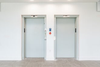 Princeton Crossings in Naranja, FL - Foto de edificio - Interior Photo