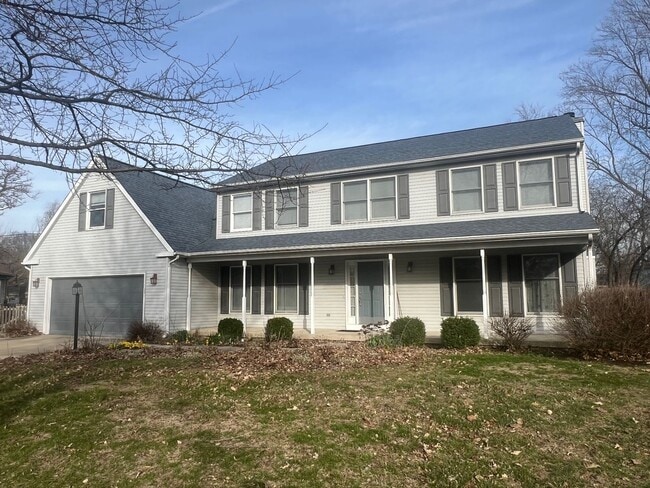 2401 Peppertree Pl in Champaign, IL - Building Photo - Building Photo