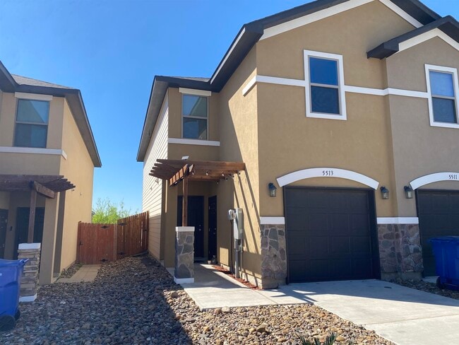 5513 Montevista Dr in Laredo, TX - Building Photo - Building Photo