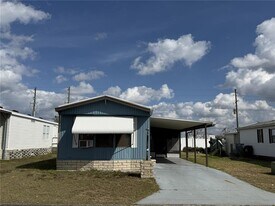 5314 Croton St in Zephyrhills, FL - Building Photo