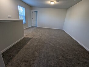 524 Prestonfield Wy in Garner, NC - Foto de edificio - Building Photo