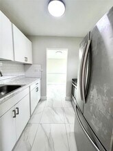 1960 NW 49th St in Miami, FL - Building Photo - Building Photo