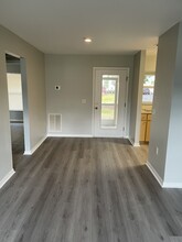 10331 Kidron Ave, Unit Unit A in Englewood, FL - Building Photo - Building Photo