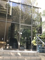1233 Amherst Ave, Unit 204 in Los Angeles, CA - Building Photo