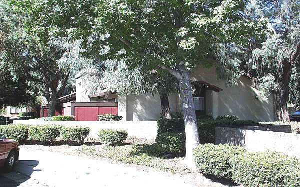 Woodbridge Apartments in Modesto, CA - Building Photo - Building Photo