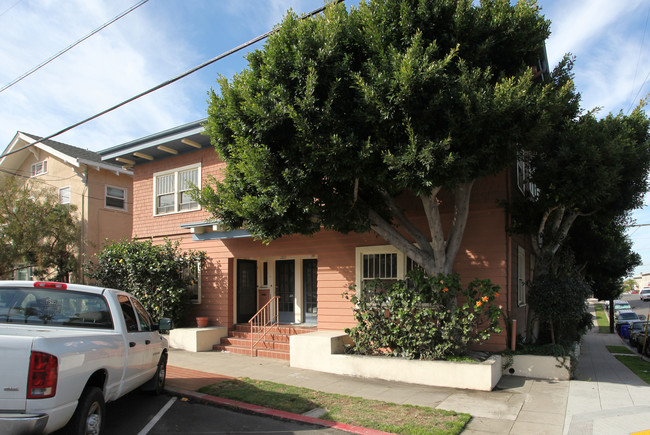 2070-2076 3rd Ave in San Diego, CA - Building Photo - Building Photo