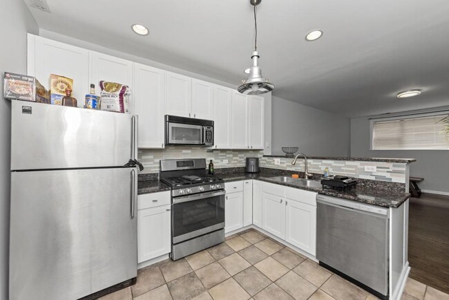property at 5932.5 N Paulina St