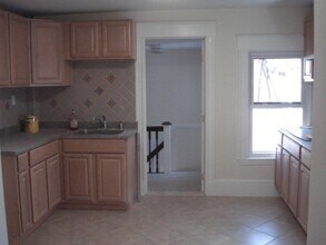 95 Boylston St, Unit 3 in Brookline, MA - Building Photo - Building Photo