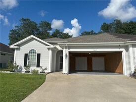 405 Cobble Stone Way in Brunswick, GA - Building Photo