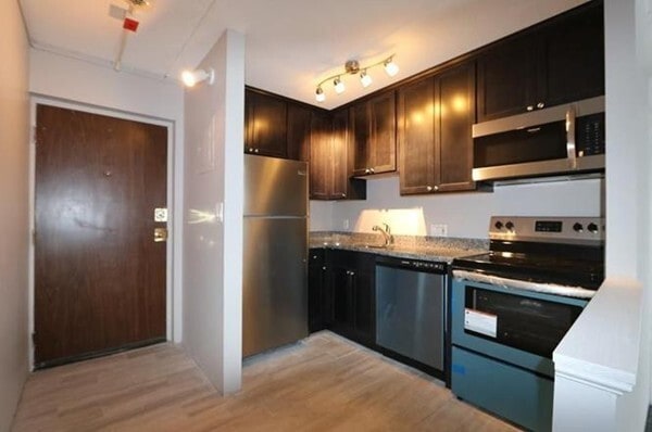 46 Cochituate Rd in Framingham, MA - Building Photo - Building Photo