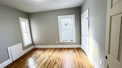 31 Ridgeway St in Lynn, MA - Foto de edificio - Building Photo