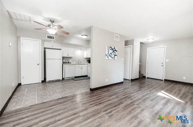 property at 304 Palmwood Dr