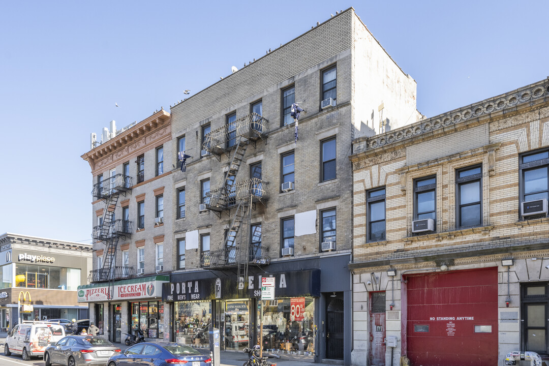 5205 5th Ave in Brooklyn, NY - Building Photo