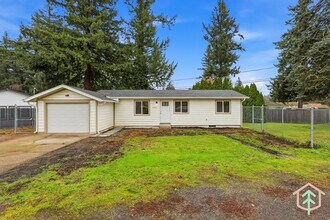 2004 SE 143rd Ave in Portland, OR - Building Photo - Building Photo