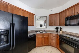 20050 Oak Rd E, Unit 1101 in Gulf Shores, AL - Building Photo - Building Photo