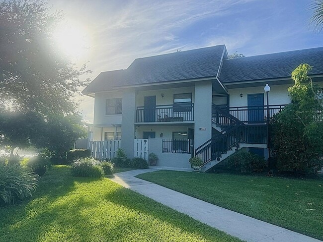 2018 SW 29th Ct, Unit 06B2