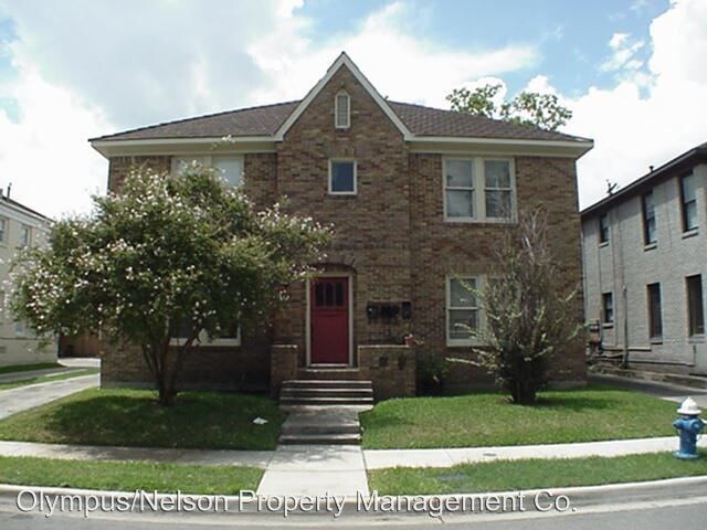 419 W Polk St in Houston, TX - Building Photo