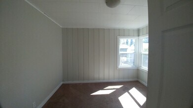 2538 Orchard Ave in Klamath Falls, OR - Building Photo - Building Photo