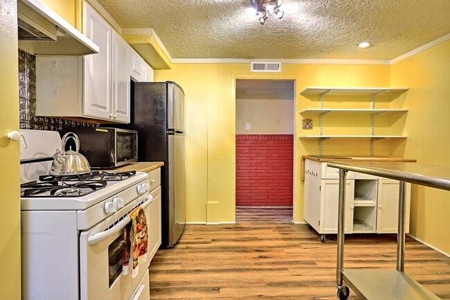 1508 Edith Blvd NE in Albuquerque, NM - Building Photo - Building Photo