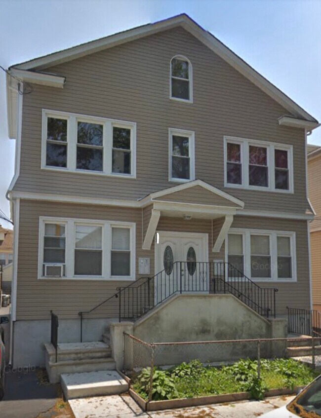 413 N 12th St Apartments and Nearby Newark Apartments For Rent Newark, NJ