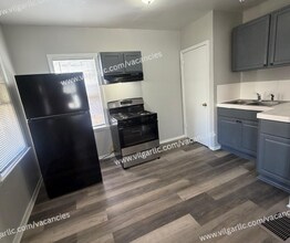 2476 Pennsylvania St in Gary, IN - Building Photo - Building Photo