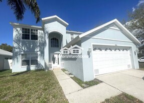 884 Addison Dr NE in St. Petersburg, FL - Building Photo
