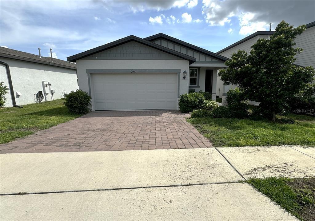 29983 Anahid Dr in Leesburg, FL - Building Photo