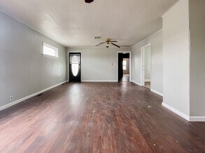925 W Willard St in Muncie, IN - Building Photo - Building Photo