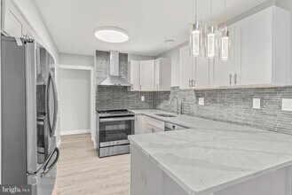 12 Holbrook Ln in Willingboro, NJ - Building Photo - Building Photo