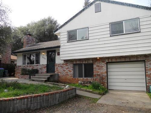 property at 504 Mcgowan St