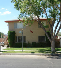 38739 5th St E in Palmdale, CA - Building Photo - Building Photo