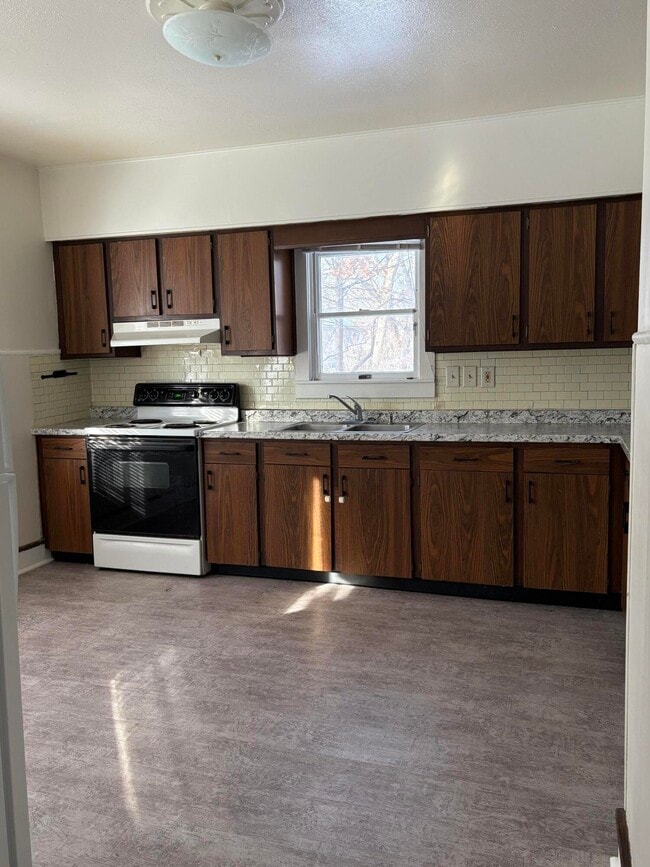 209 Oak St in Ypsilanti, MI - Building Photo - Building Photo