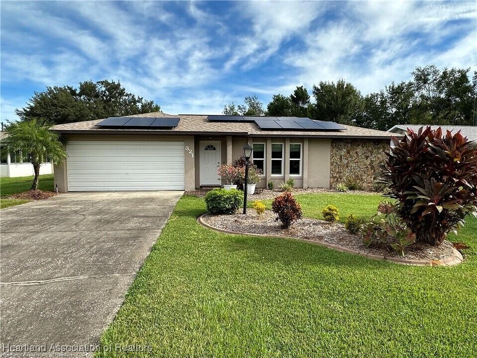 321 Rail Ave in Sebring, FL - Building Photo