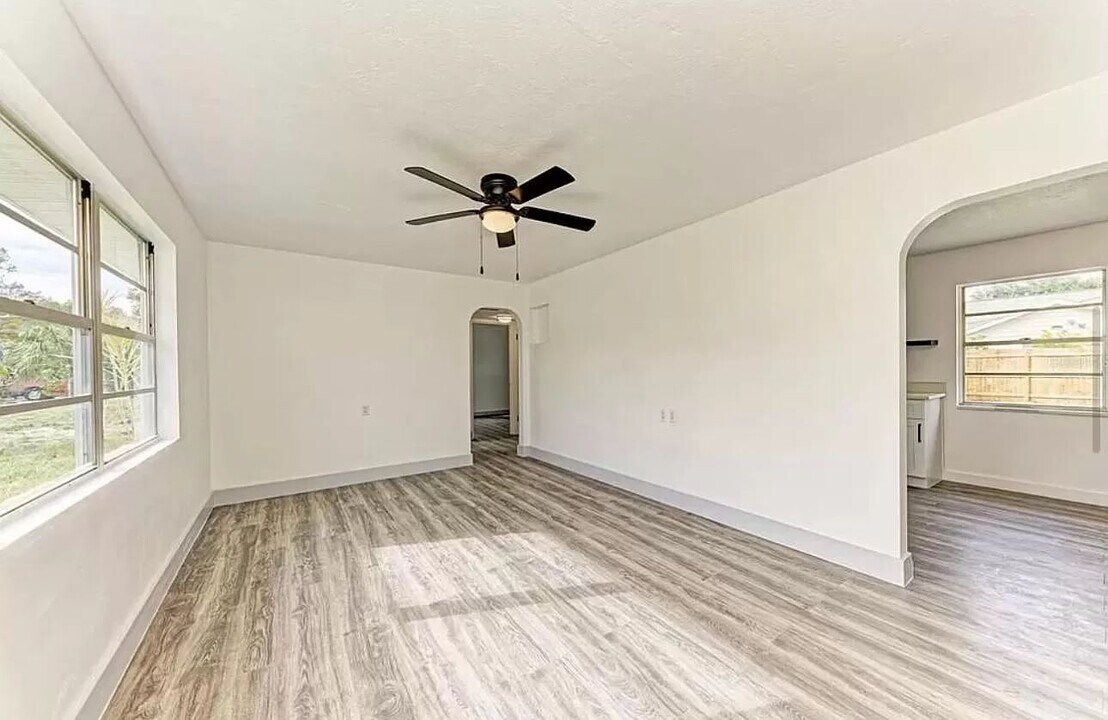 2653 Trinidad St in Sarasota, FL - Building Photo