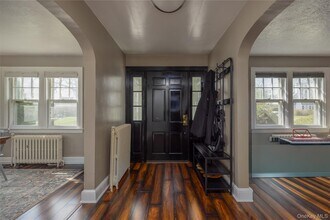 154 Bell Rd in Scarsdale, NY - Building Photo - Building Photo