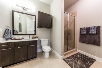 3307 Weslayan St in Houston, TX - Building Photo - Building Photo