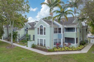 Bahia Delray in Delray Beach, FL - Building Photo