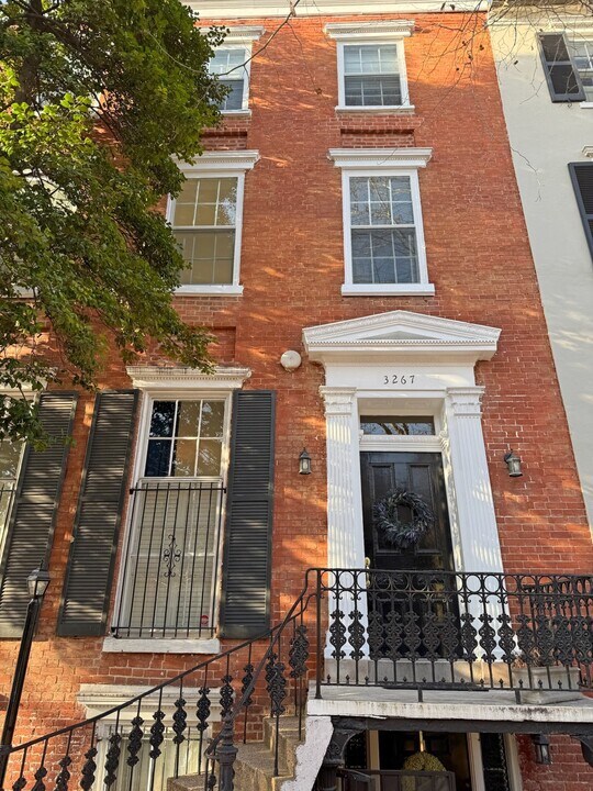 3267 N St NW in Washington, DC - Building Photo