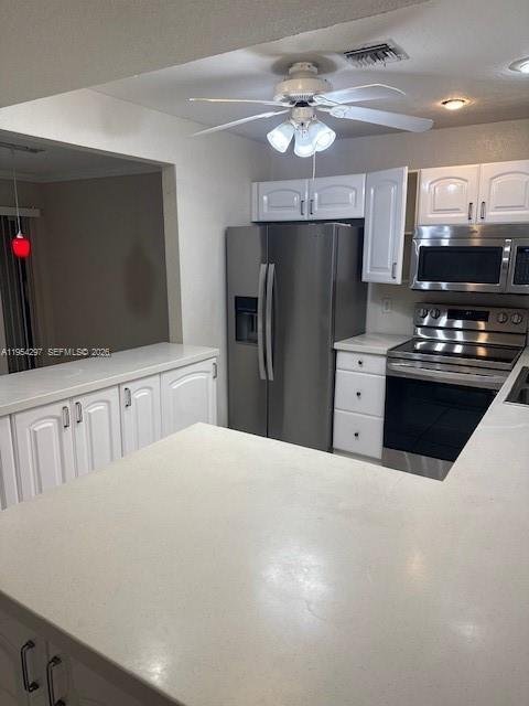 8682 NW 40th St in Coral Springs, FL - Building Photo - Building Photo