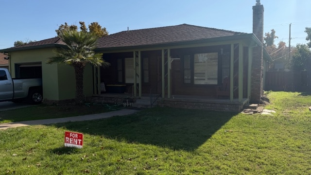 property at 1530 W 23rd St