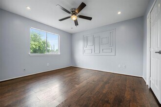 12714 Verdant Brook Dr in Houston, TX - Building Photo - Building Photo