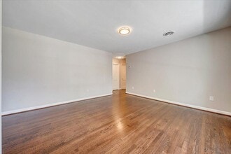 1822 Oxford Ave SW in Roanoke, VA - Building Photo - Building Photo